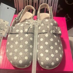 NWT Cat & Jack Gray &White Moccasin Shoes
